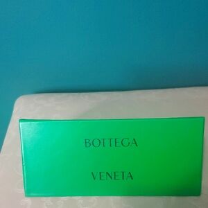 Bottega Veneta Emerald Green Sun Glassis Box